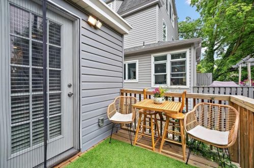 556 Centennial Ave, Sewickley PA  15143-1721 exterior