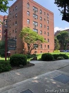 465 Lincoln Ave, Mount Vernon NY 10552-3598 exterior