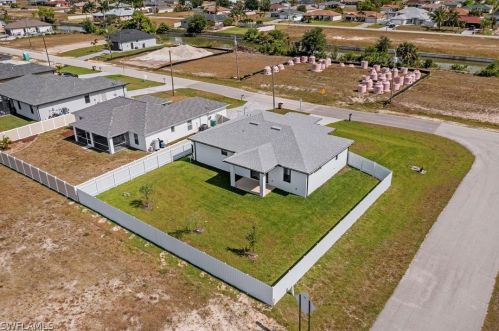 301 15th Ter, Cape Coral FL  33909-1239 exterior