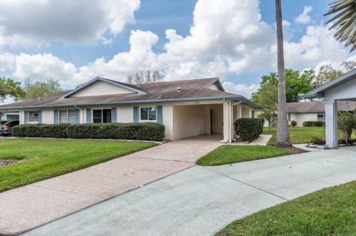 2008 Hadrian Ct, Ruskin, FL 33573-7346