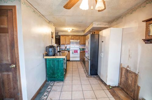 165 Sugar Hill Rd, Weare, NH 03281-6022