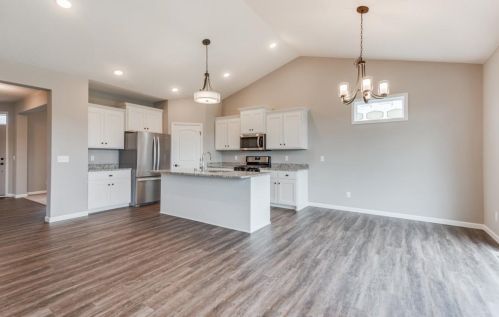 2725 Jaber Ave, Otsego MN  55376-9290 exterior