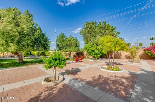 1047 75th Pl, Mesa, AZ 85208-5603