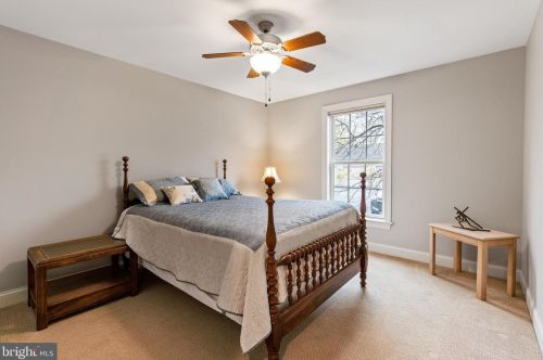 77 Midway Farms Ln, Lancaster PA  17602-2671 exterior