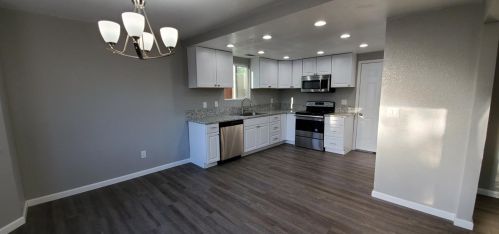 2417 Orchard Park Way, Modesto CA  95355-9254 exterior