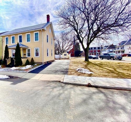 50 Oak St, Windsor Locks, CT 06096-1823