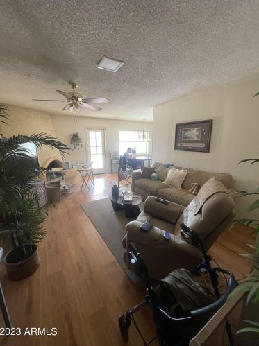 5129 Echo Ln, Glendale, AZ 85302-6205