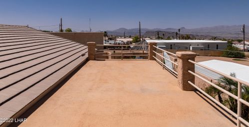 879 Window Rock Plz, Lake Havasu City AZ  86406-7374 exterior