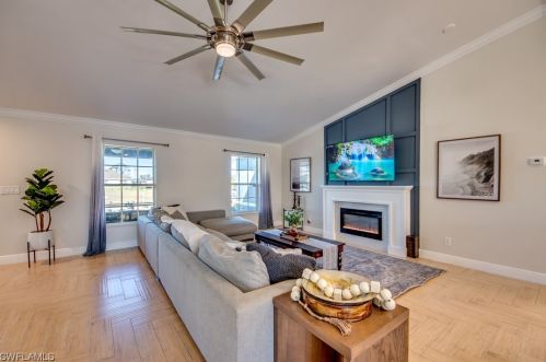 2505 20th Ave, Cape Coral FL  33904-3226 exterior