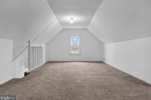 252 Greenwich Ave, West Deptford NJ  08066-2229 exterior