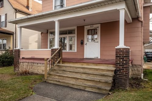 515 Oakland Ave, Hermitage, PA 16146-2337