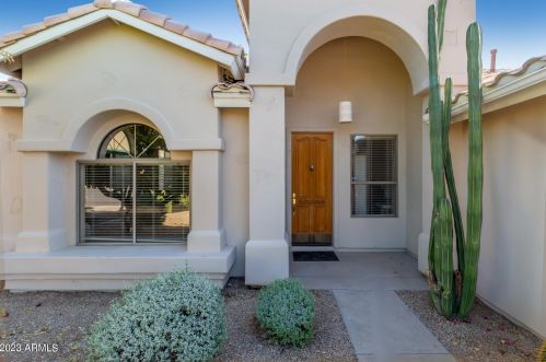 9381 Davenport Dr, Scottsdale AZ  85260-7419 exterior