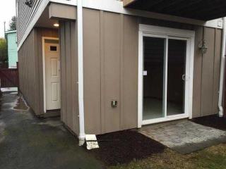 9214 17 Ave, Seattle WA  98115-3213 exterior