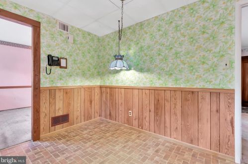 206 Townsend Ave, Wilmington DE  19809-1243 exterior