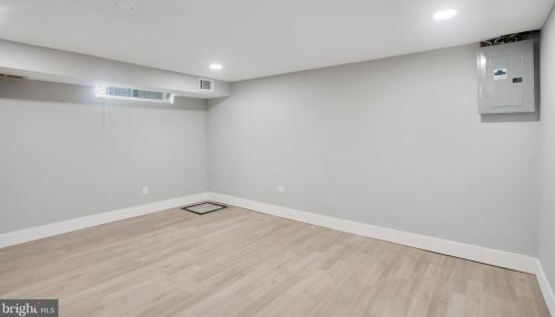 1730 Hills Dr, Norristown PA  19401-5702 exterior