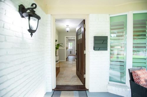 9928 Edgecove Dr, Dallas, TX 75238-1538