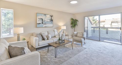 305 Tradewinds Dr, San Jose, CA 95123-6025