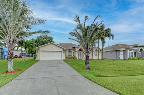 3474 Galeti St, Fort Pierce, FL 34953-4630