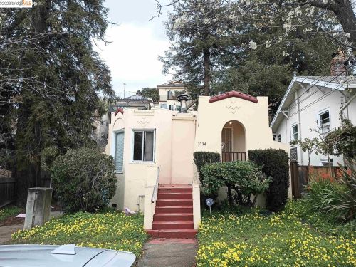 3734 Harbor View Ave, Oakland, CA 94619-1511