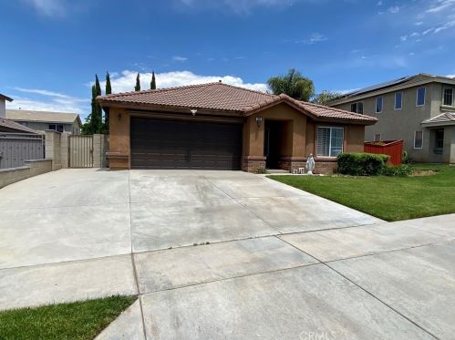 1443 Augusta St, Beaumont CA  92223-7189 exterior