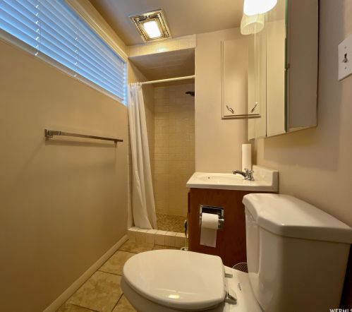 5523 Somerset Way, Salt Lake City UT  84117-7245 exterior