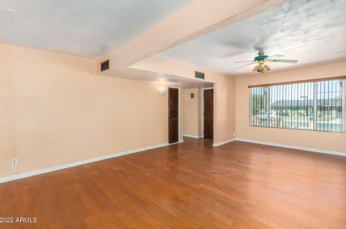 1829 Ardmore Dr, Phoenix AZ  85042-8038 exterior