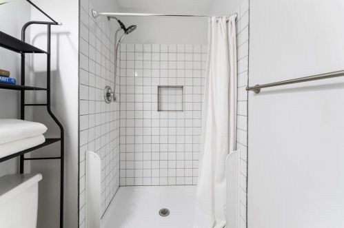 2039 Oak Shr Dr, Humble TX 77339-1724 exterior