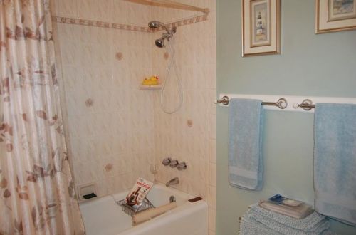 202 Lincoln Ave, Pittsburgh PA 15209-2697 exterior