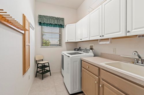 2044 Morningside Blvd, Fort Pierce FL 34952-8821 exterior