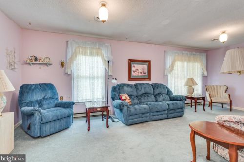 533 Morison St, Charles Town WV  25414-1144 exterior