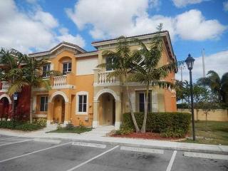 1831 89th Ter, Hollywood, FL 33025-7612
