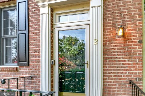 2 Whistler Ct, Wilmington, DE 19808-1111