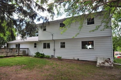 339 Skyline Blvd, Green Bay, WI 54302-3335