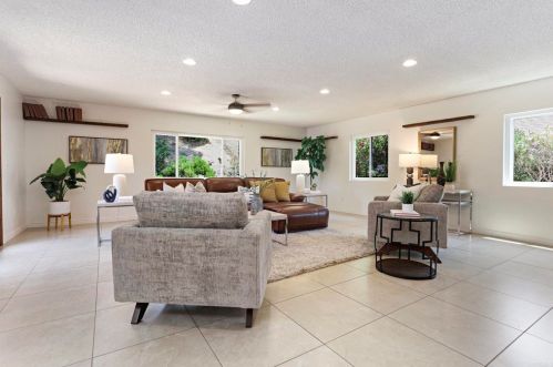 9941 Halberns Blvd, Santee CA  92071-1439 exterior