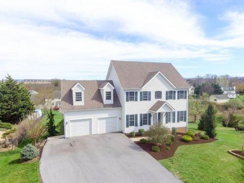 34 Bedford Ln, Fishersville, VA 22939-2128