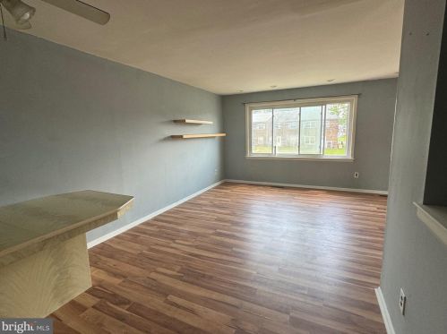 12112 Academy Rd, Philadelphia PA  19154-2903 exterior