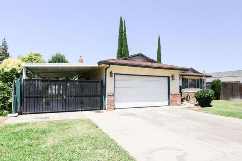 4497 Winery Ave, Fresno, CA 93726-3014