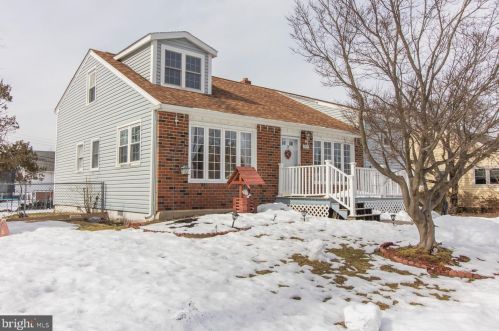2931 Denise Rd, Norristown, PA 19403-4106