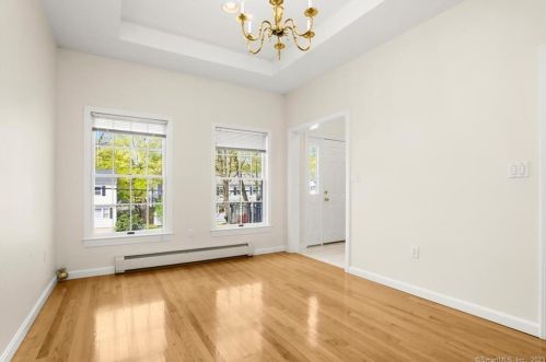 43 River St, New Canaan CT  06840-4232 exterior