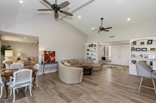 43397 Lacovia Dr, Indio CA  92203-8088 exterior