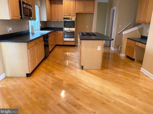 2123 Basswood Dr, Miquon PA 19444-2328 exterior