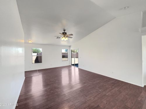 3001 89th Dr, Phoenix, AZ 85037-3237
