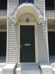 2804 Upperline St, New Orleans LA  70115-6903 exterior