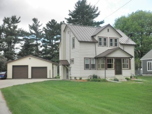 32 8th Ave, Ludlow, IA 52172-1016