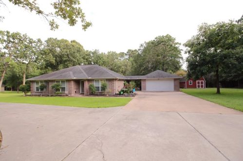 502 County Road 6330, Mont Belvieu, TX 77535