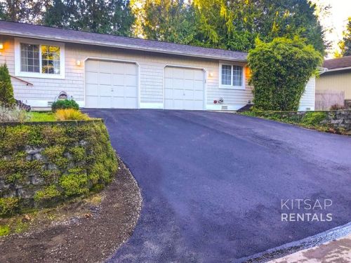 19339 Harris Ave, Suquamish, WA 98392-9789