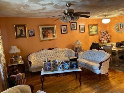 117-13 199th St, Jamaica, NY 11412-2122