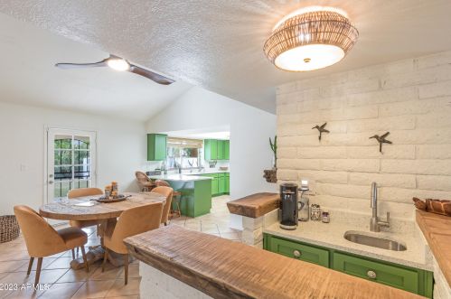 15420 29th Ave, Phoenix AZ  85053-4003 exterior