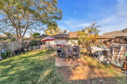 107 Persifer St, Folsom CA  95630-2843 exterior