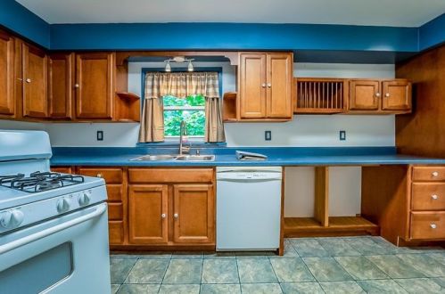 1101 Forest Ave, New Kensington PA  15068-5739 exterior